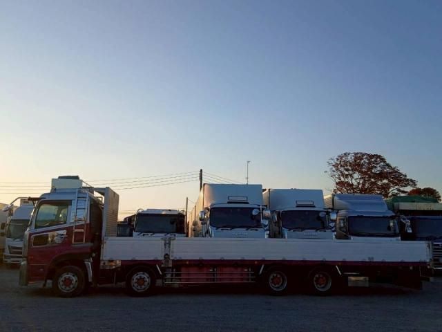 NISSAN DIESEL Quon 2013