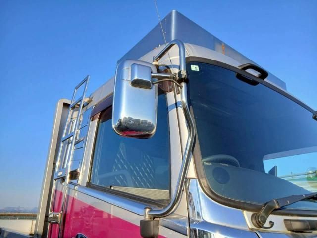 NISSAN DIESEL Quon 2013