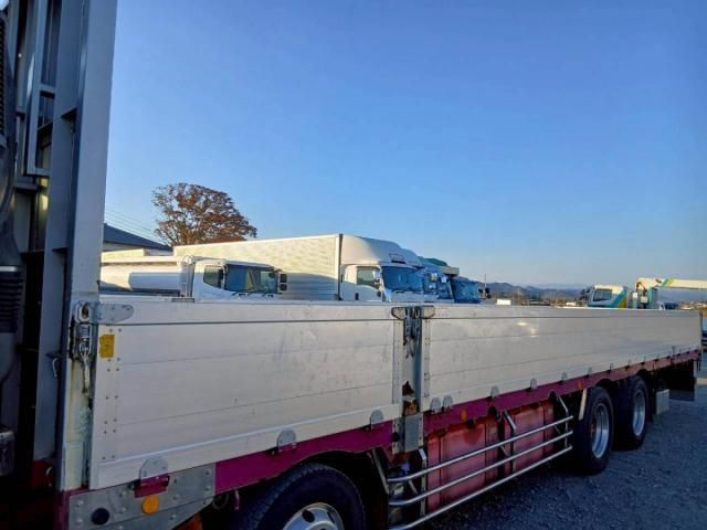 NISSAN DIESEL Quon 2013