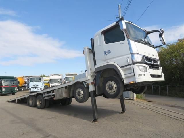 MITSUBISHI FUSOU SUPER GREAT 2017