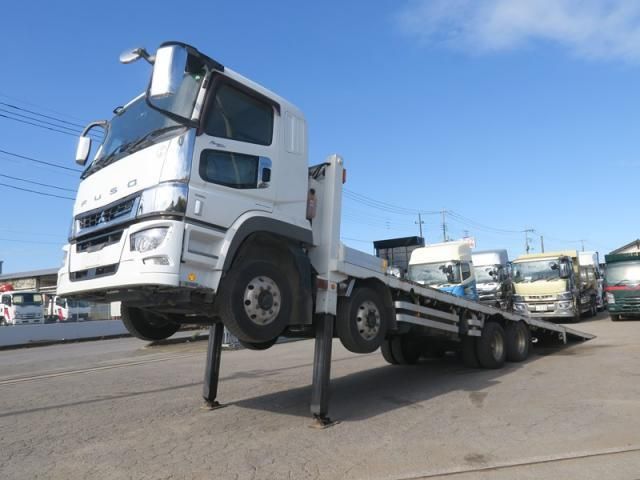 MITSUBISHI FUSOU SUPER GREAT 2017