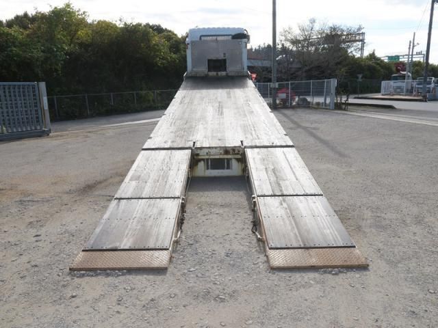 MITSUBISHI FUSOU SUPER GREAT 2017