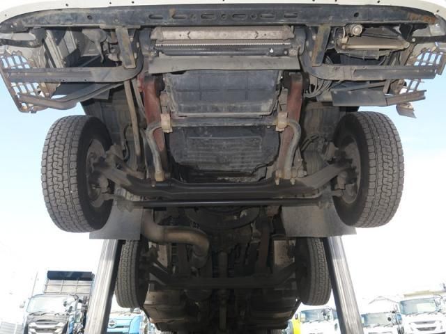 MITSUBISHI FUSOU SUPER GREAT 2017