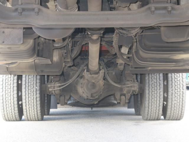 MITSUBISHI FUSOU SUPER GREAT 2017