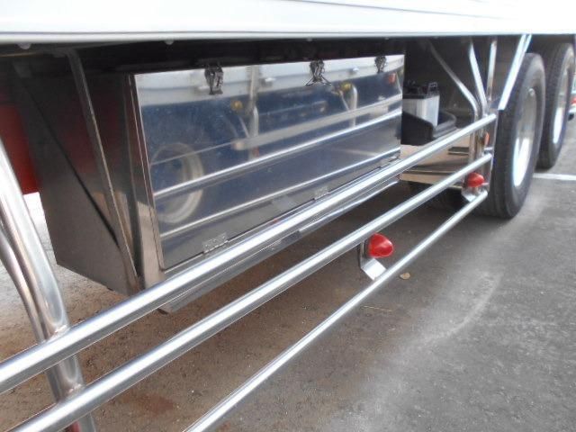 MITSUBISHI FUSOU SUPER GREAT 2013