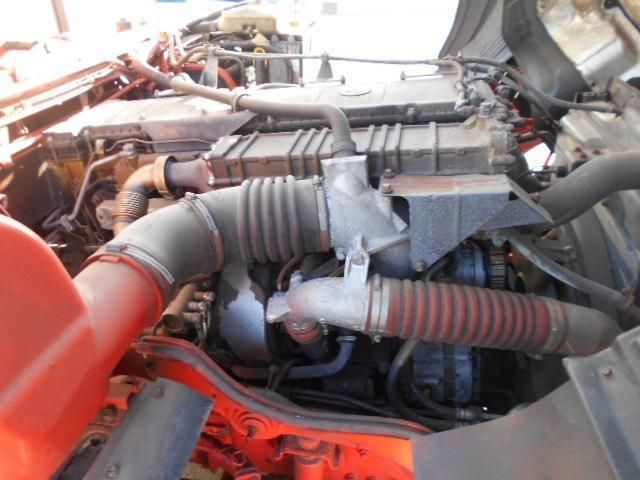 MITSUBISHI FUSOU SUPER GREAT 2013