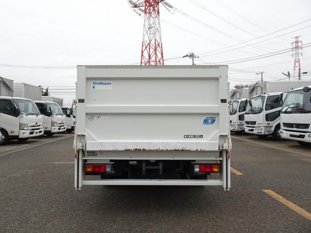 MITSUBISHI CANTER 2017