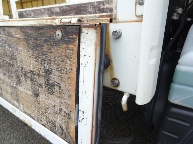 MITSUBISHI CANTER 2017