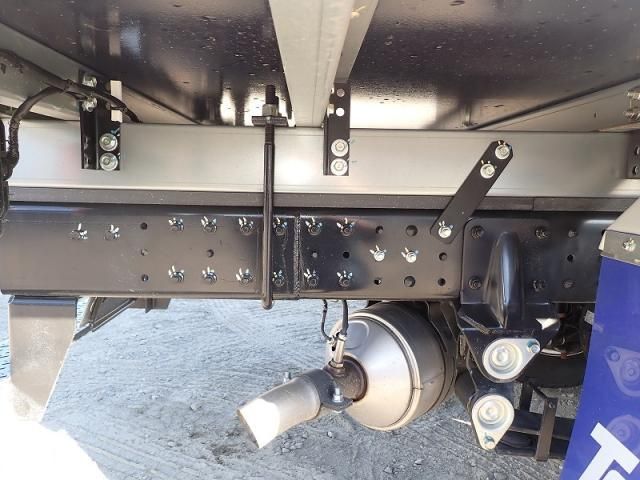 MITSUBISHI CANTER 2025