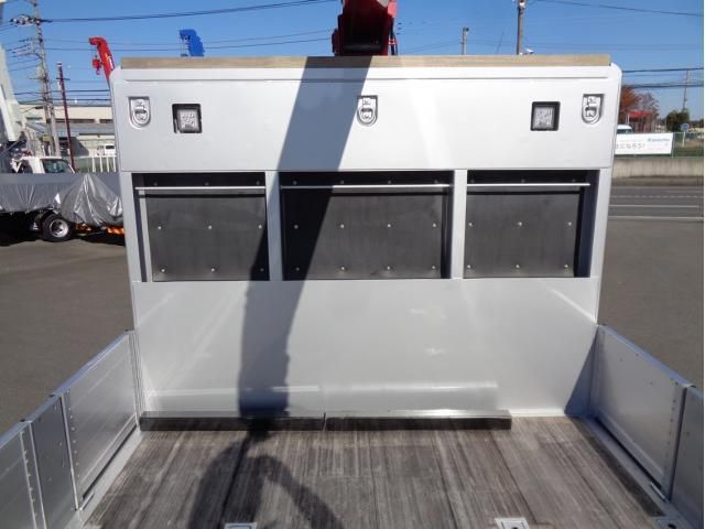 MITSUBISHI FUSOU SUPER GREAT 2024