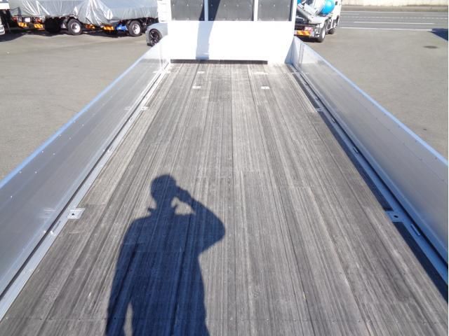 MITSUBISHI FUSOU SUPER GREAT 2024