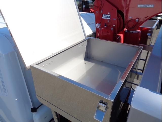 MITSUBISHI FUSOU SUPER GREAT 2024