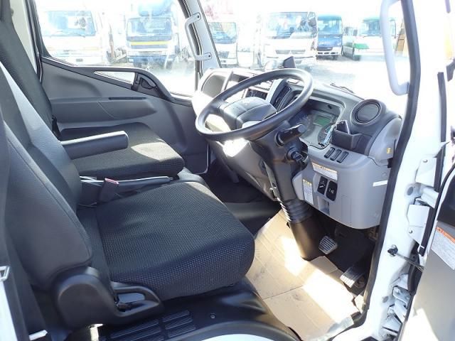 MITSUBISHI CANTER 2022