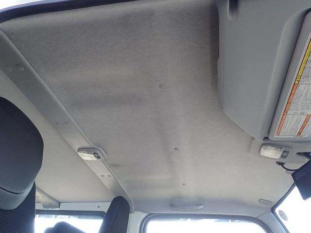 MITSUBISHI CANTER 2022