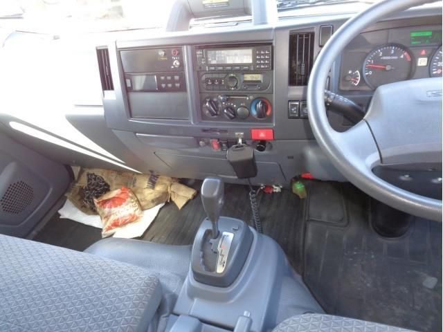 ISUZU ELF 2020