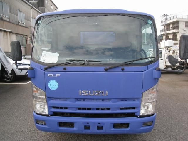 ISUZU ELF 2009