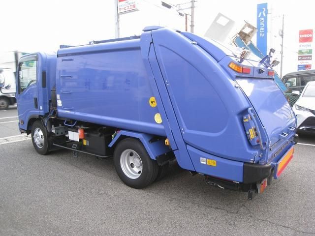 ISUZU ELF 2009