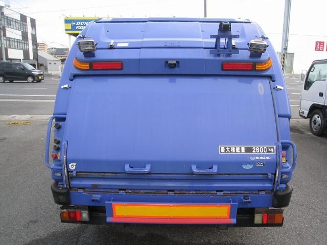 ISUZU ELF 2009