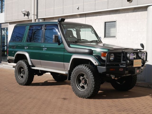 TOYOTA LANDCRUISER van 2002