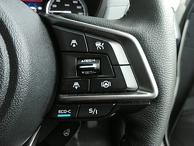 SUBARU FORESTER 2025