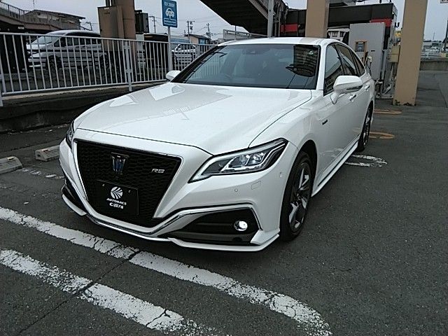 TOYOTA CROWN sedan hybrid 4WD 2018 