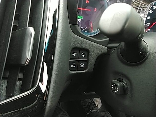 TOYOTA CROWN sedan hybrid 4WD 2018