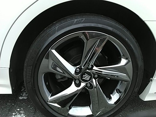 TOYOTA CROWN sedan hybrid 4WD 2018