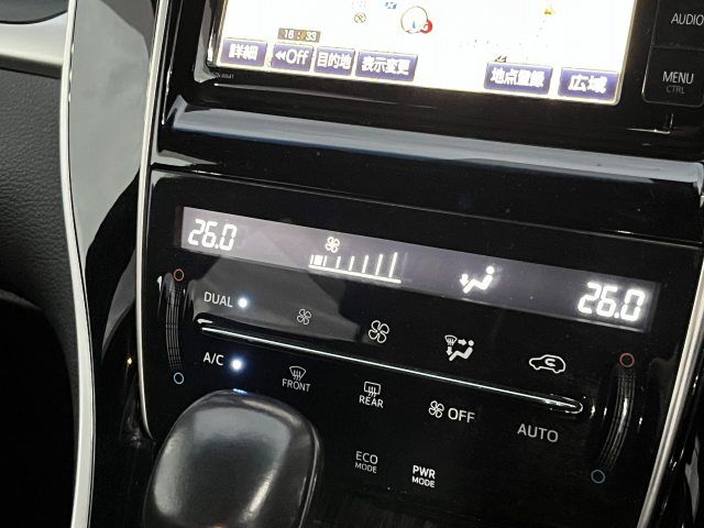 TOYOTA HARRIER 4WD 2015