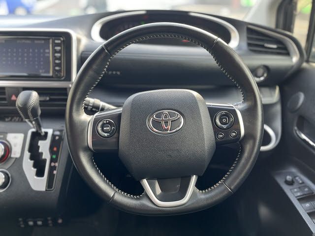 TOYOTA SIENTA 2020