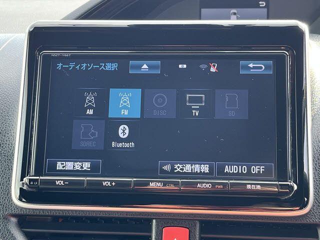 TOYOTA ESQUIRE HYBRID 2016