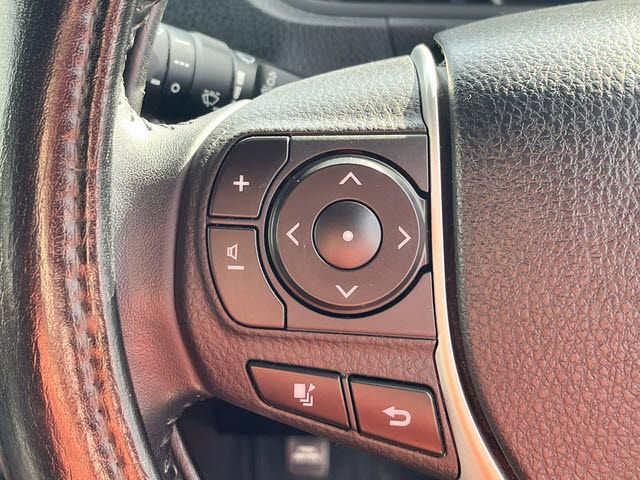 TOYOTA ESQUIRE HYBRID 2016