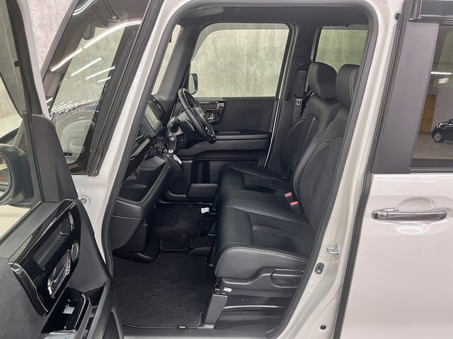 HONDA N BOX CUSTOM 2022