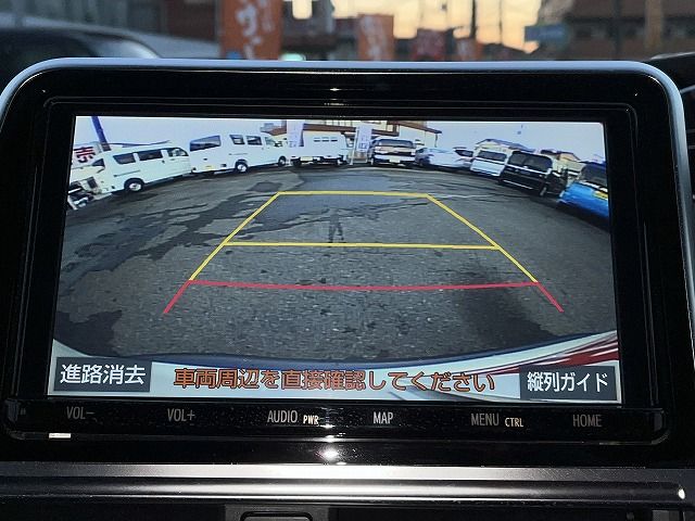 TOYOTA SIENTA HYBRID 2022