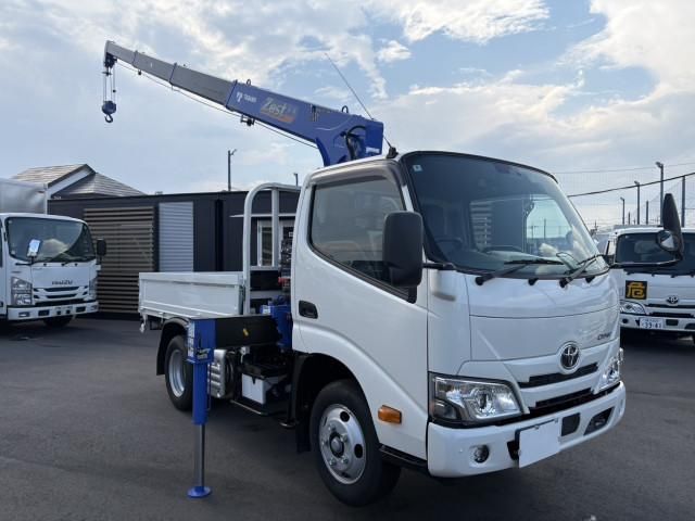 TOYOTA DYNA 2025