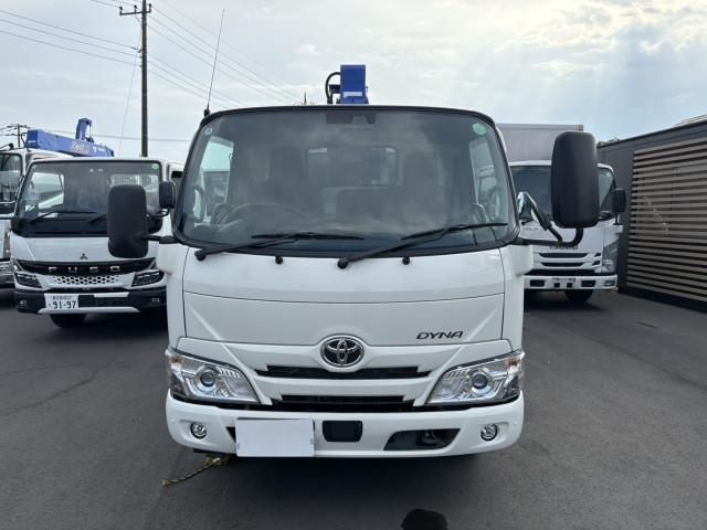 TOYOTA DYNA 2025
