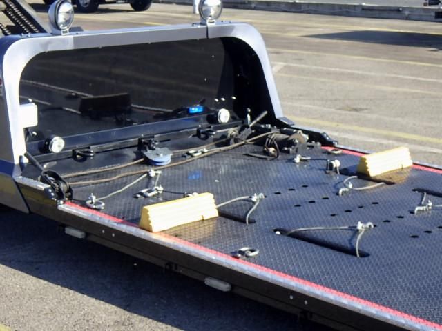 MITSUBISHI CANTER 2021