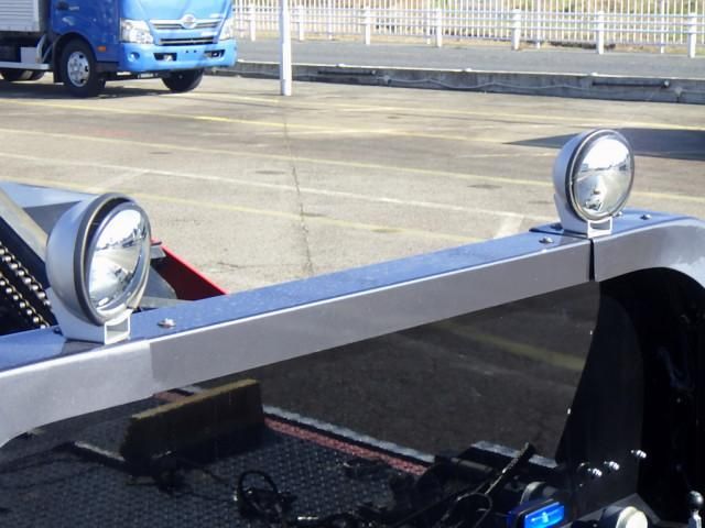 MITSUBISHI CANTER 2021