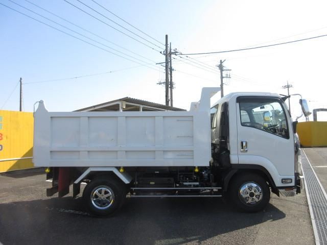 ISUZU FORWARD 2021