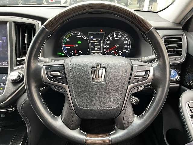 TOYOTA CROWN sedan hybrid 2018