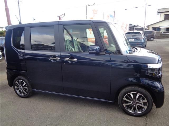 HONDA N BOX CUSTOM 2024