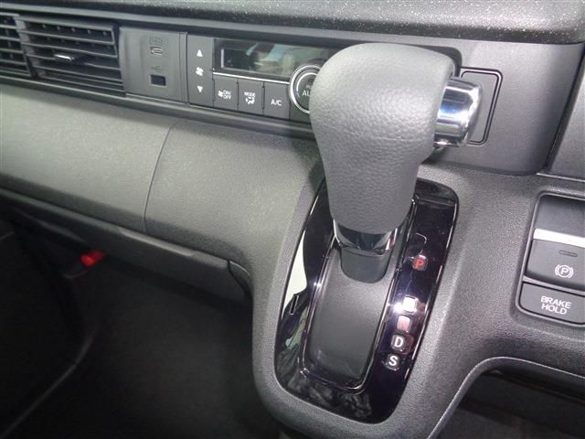 HONDA N BOX CUSTOM 2024