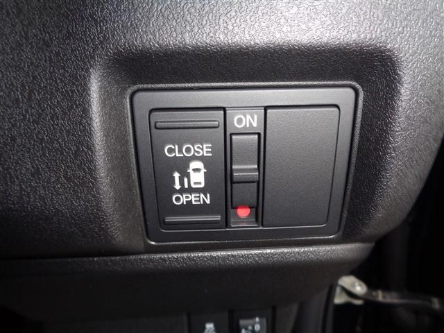 HONDA N BOX CUSTOM 2024