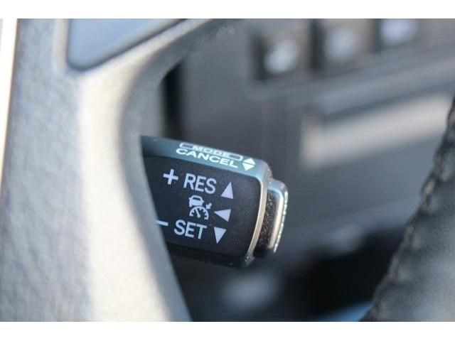 TOYOTA ALPHARD hybrid 4WD 2015