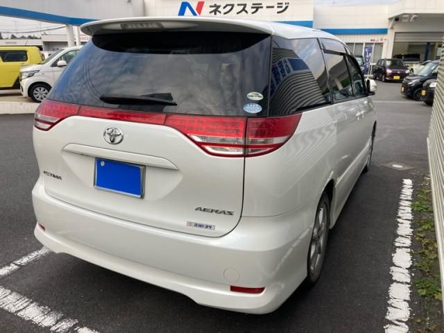 TOYOTA ESTIMA 2009