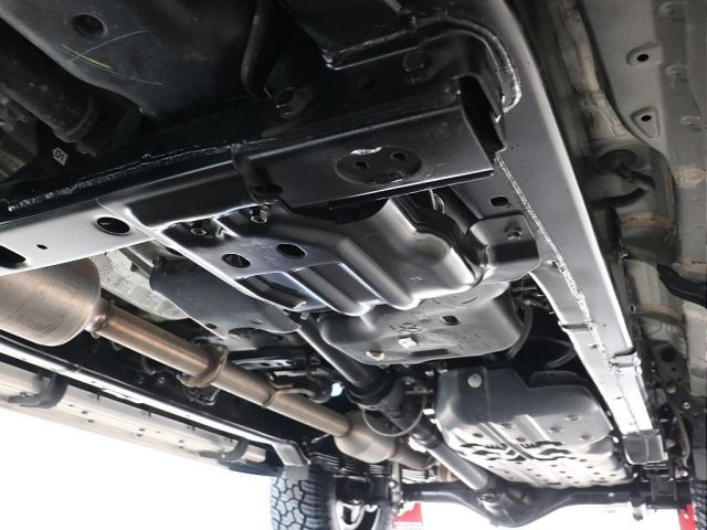 TOYOTA HILUX 4WD 2021