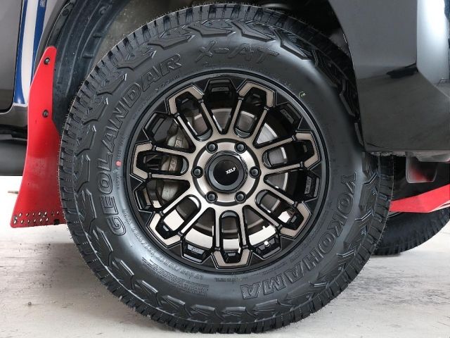 TOYOTA HILUX 4WD 2021