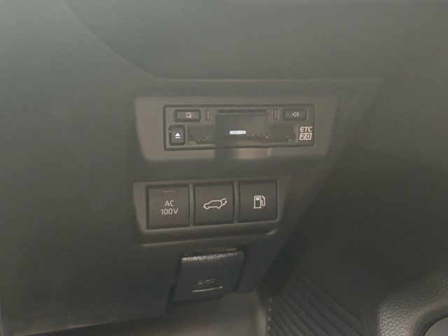 TOYOTA PRIUS PHV 2023