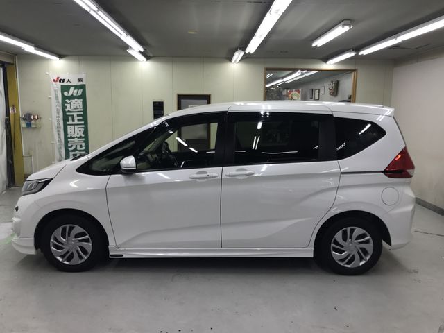 HONDA FREED 2017
