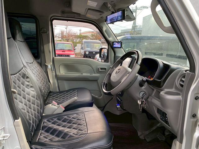 NISSAN NV100 CLIPPER 2015