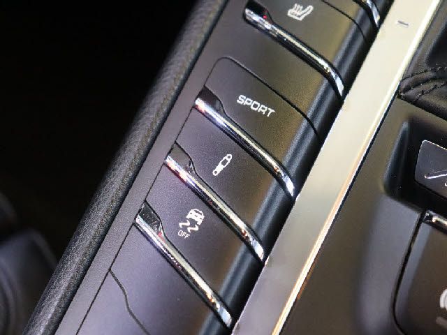 PORSCHE PORSCHE Macan 2017